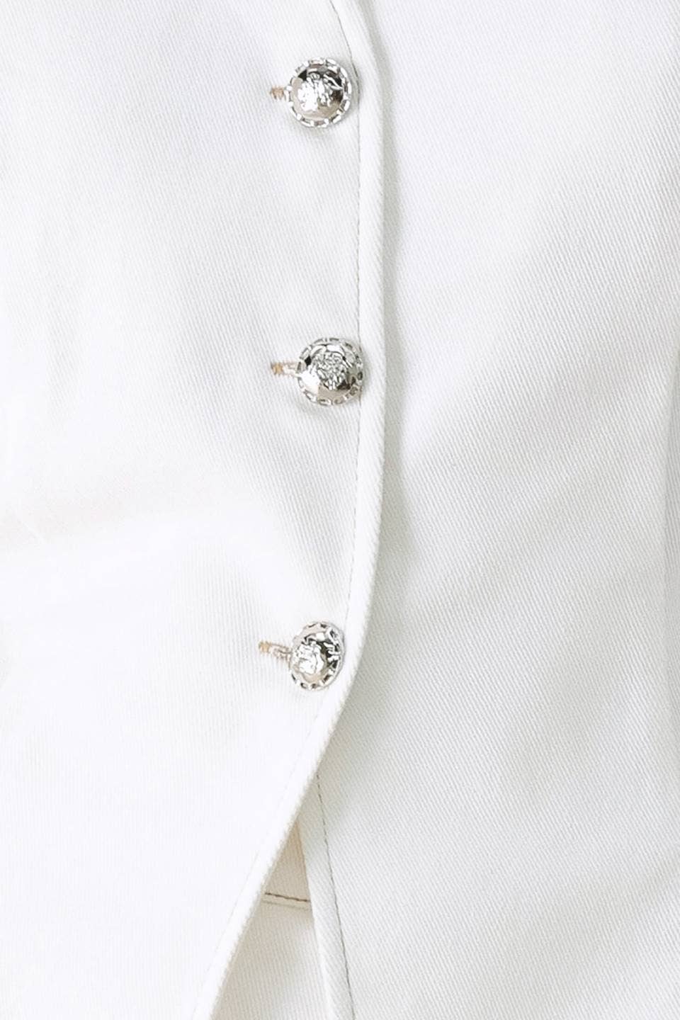🤍 The White Vest Your Wardrobe NEEDS! 🤍