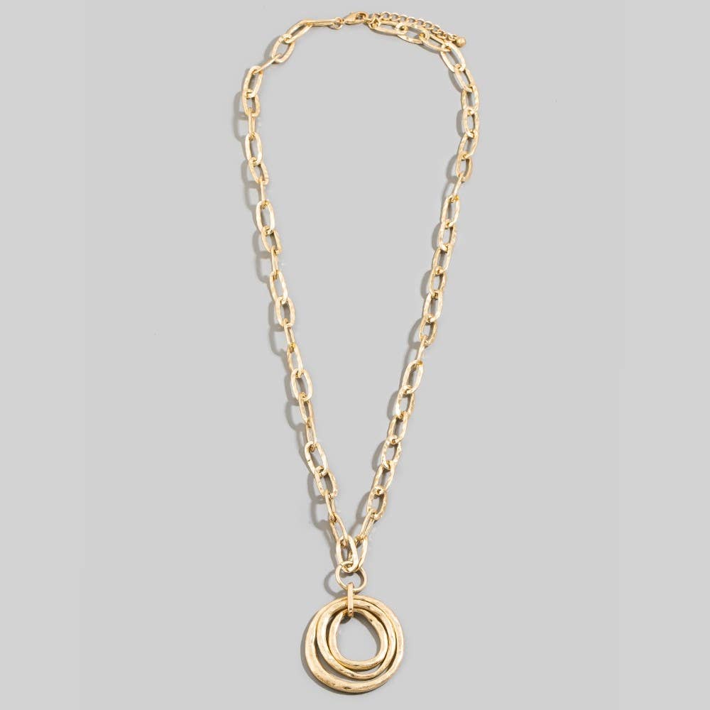 Chunky Oval Link Hammered Multi-Ring Pendant Necklace